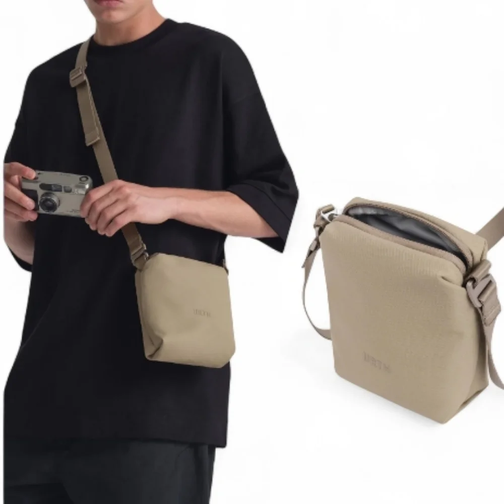 Urth Andesite Camera Crossbody